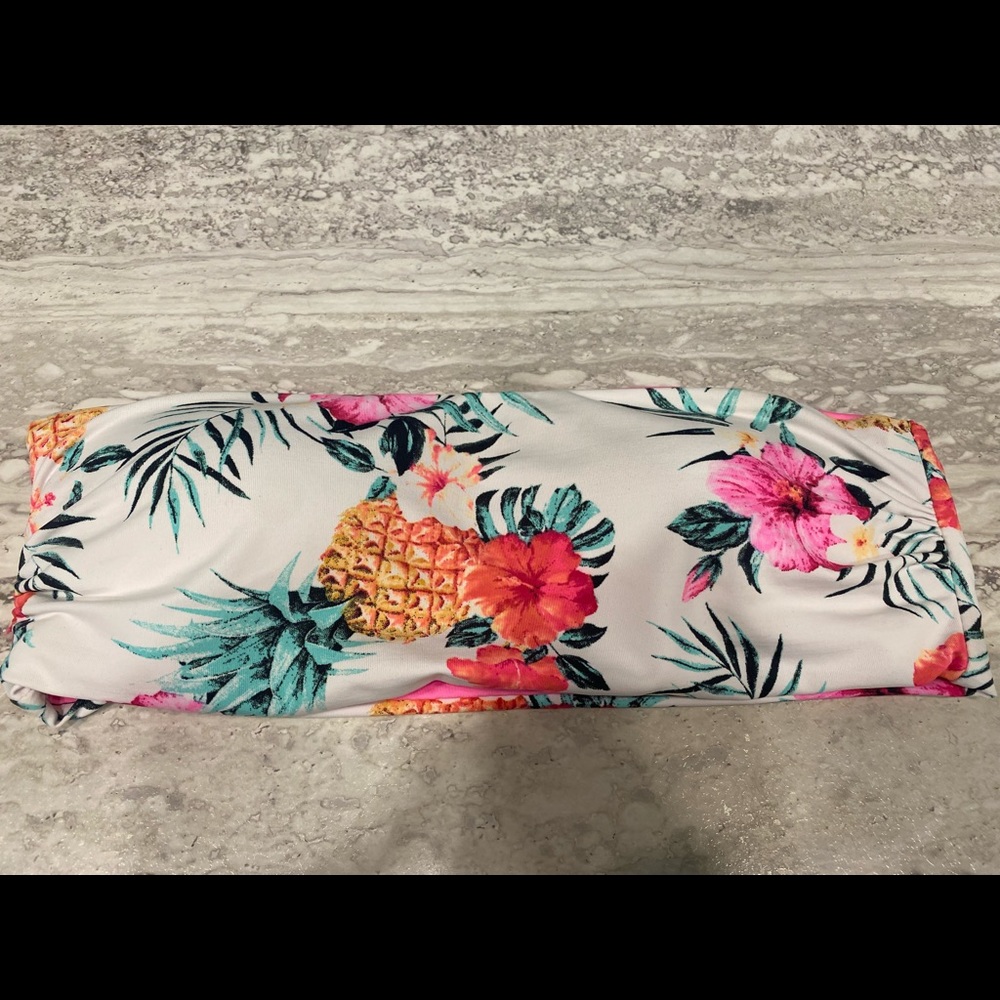 Reversible Strapless Bikini Top 🎉